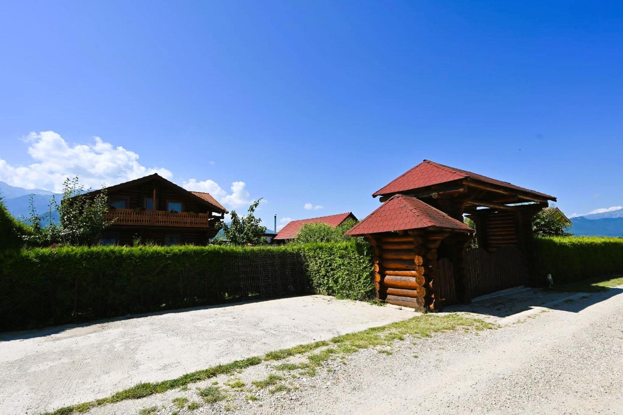 Villa Casa De Lemn Rîşnov Exterior foto